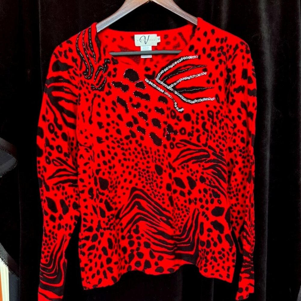Caliente! Red top with rhinestones Size M